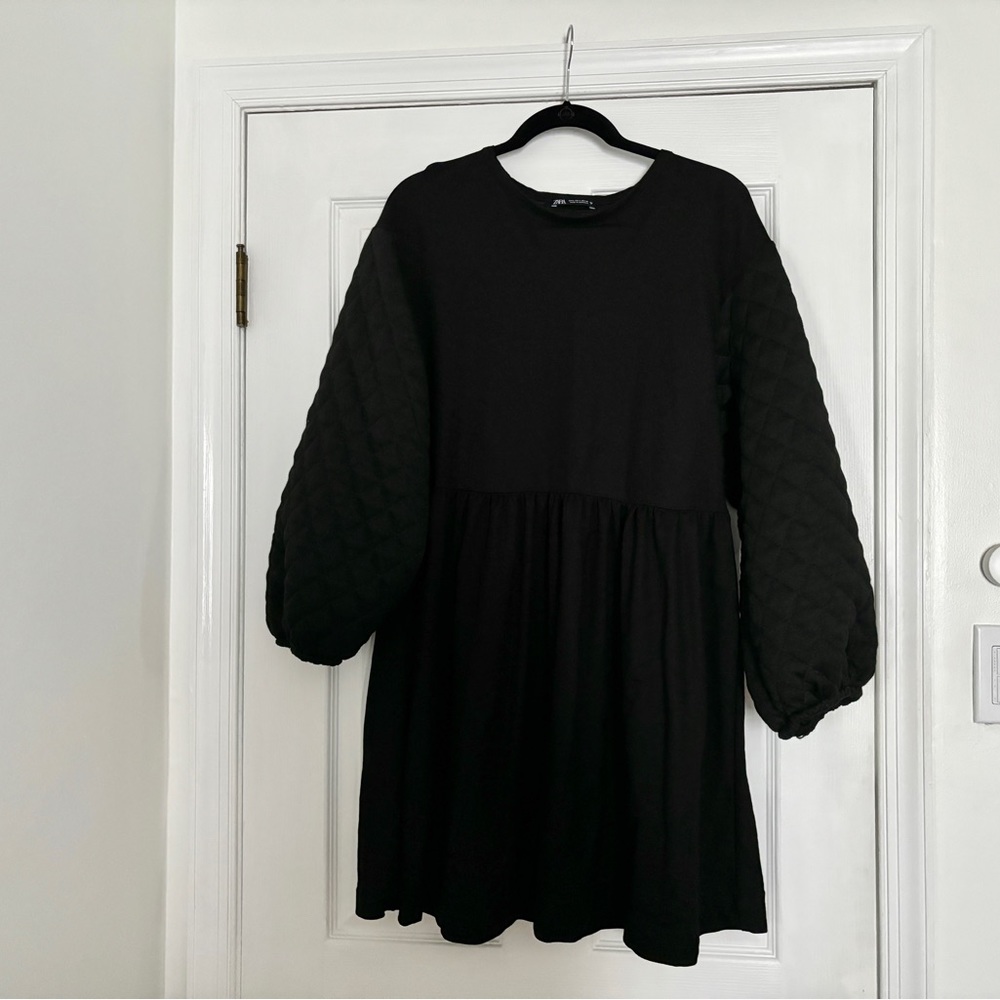 Zara Puffy Sleeved Dress Black Size L
